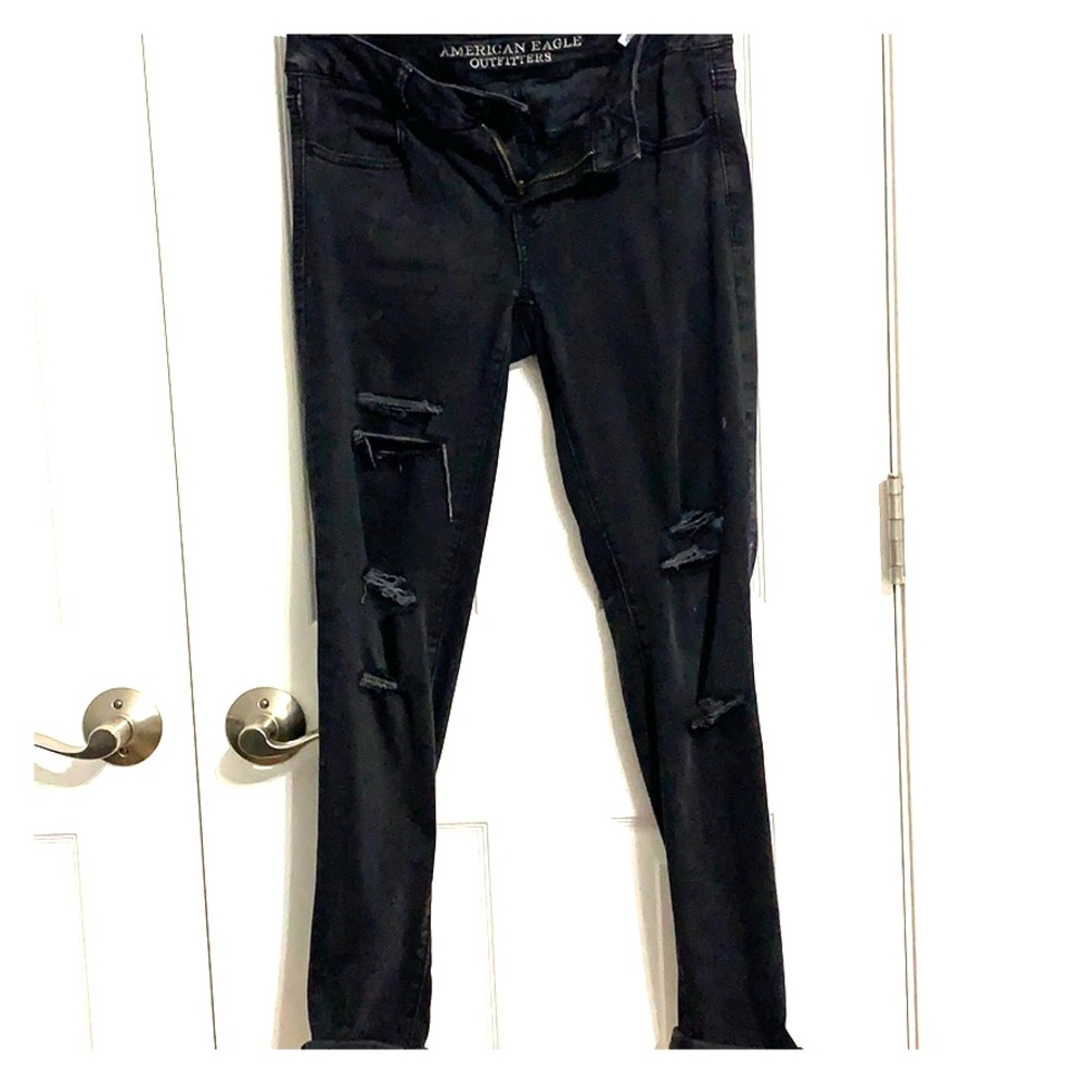 American Eagle Black Destroyed Jegging